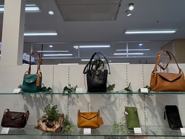 PePe北見店　革アイテムの販売開始しました！